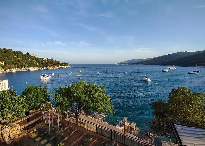 Above Promenade W Terrace & Parking Rabac